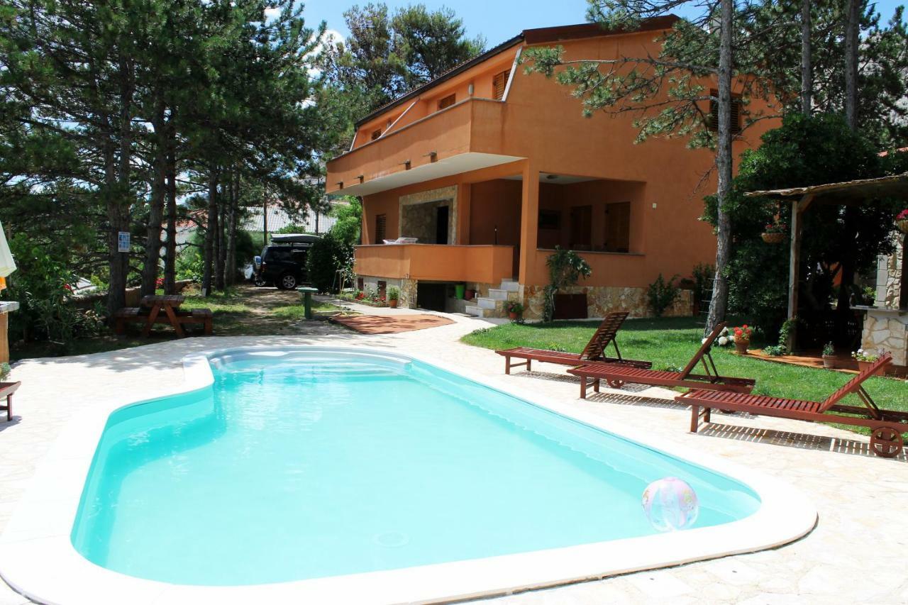 Apartments Lili I Baska  Luaran gambar